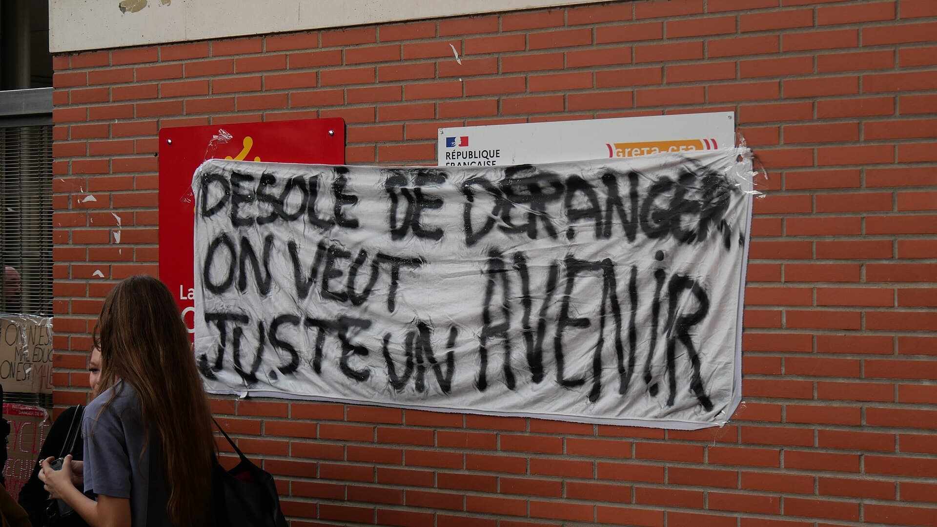 Francia arde: del liceo de Créteil al saqueo de Limoges, la peor jornada de disturbios en años