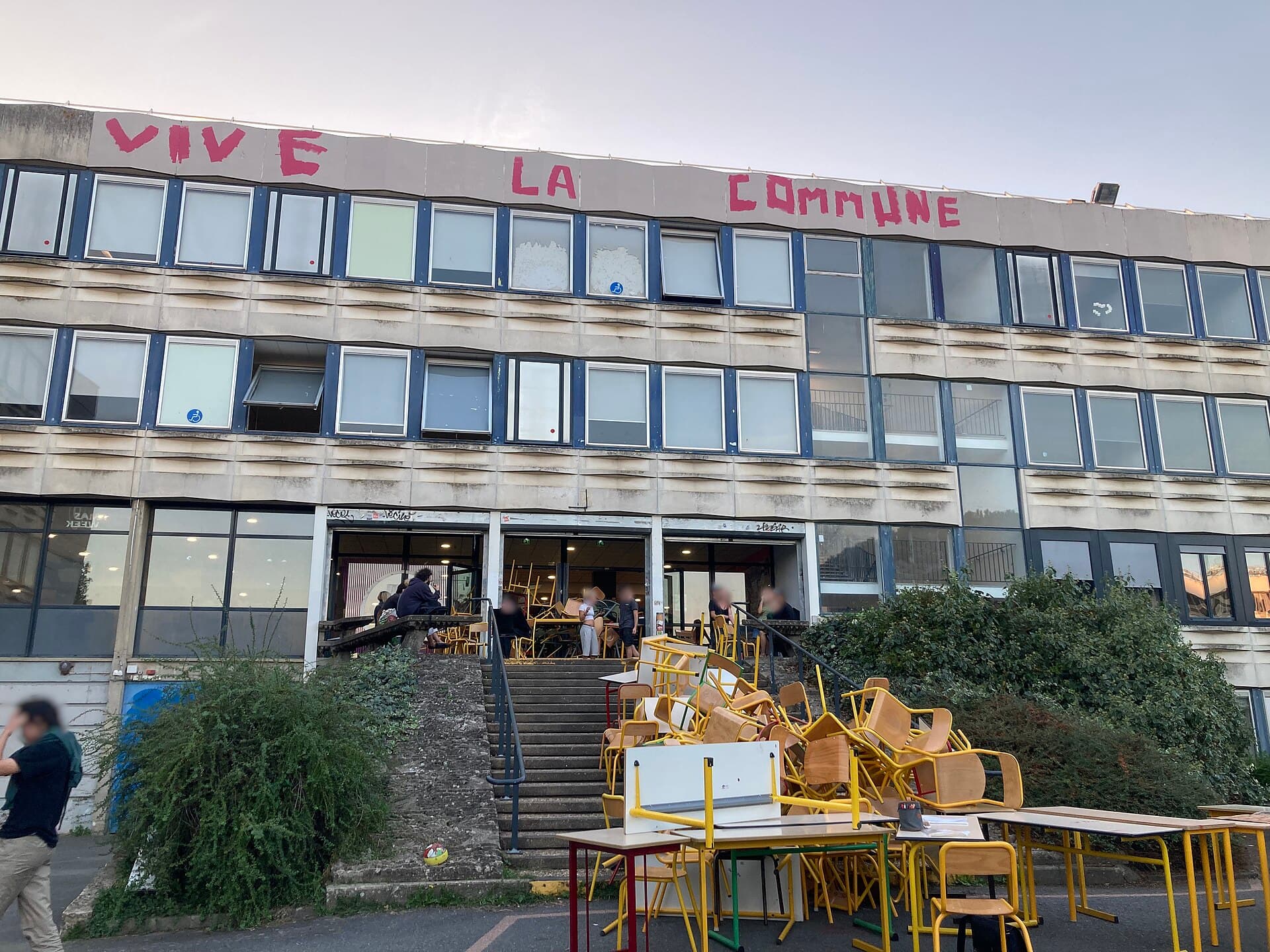 Francia arde: del liceo de Créteil al saqueo de Limoges, la peor jornada de disturbios en años